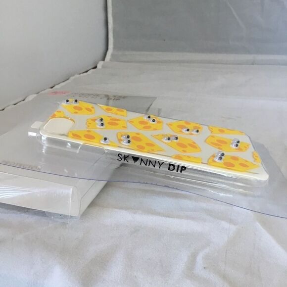 Skinny Dip Googly Eye Edam iPhone 7 Case (H) - Picture 3 of 7